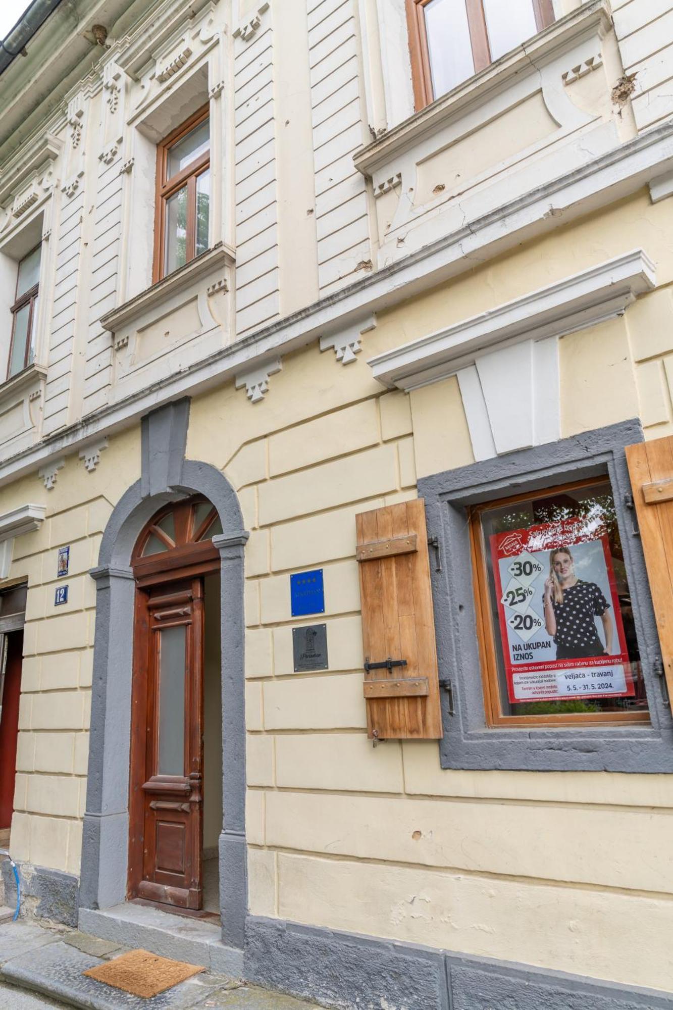 Apartments Paradiso Otočac 外观 照片